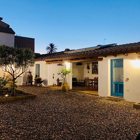 ムラヴェーラ Centu Concas Bed & Breakfast エクステリア 写真