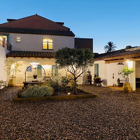 ムラヴェーラ Centu Concas Bed & Breakfast エクステリア 写真