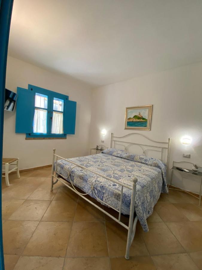 ムラヴェーラ Centu Concas Bed & Breakfast エクステリア 写真