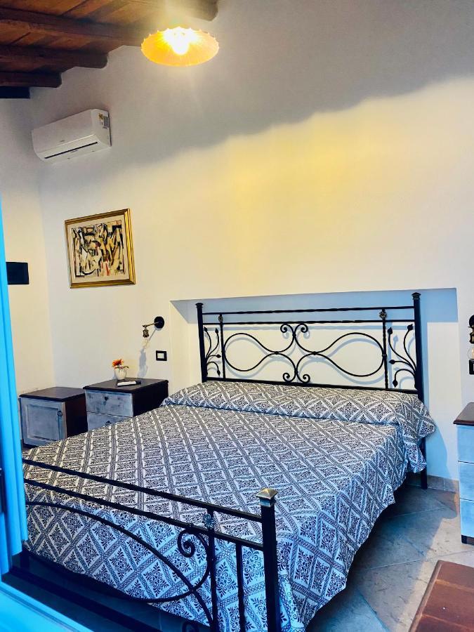 ムラヴェーラ Centu Concas Bed & Breakfast エクステリア 写真