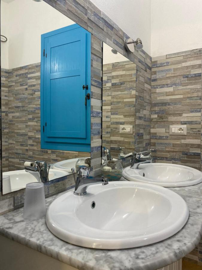 ムラヴェーラ Centu Concas Bed & Breakfast エクステリア 写真
